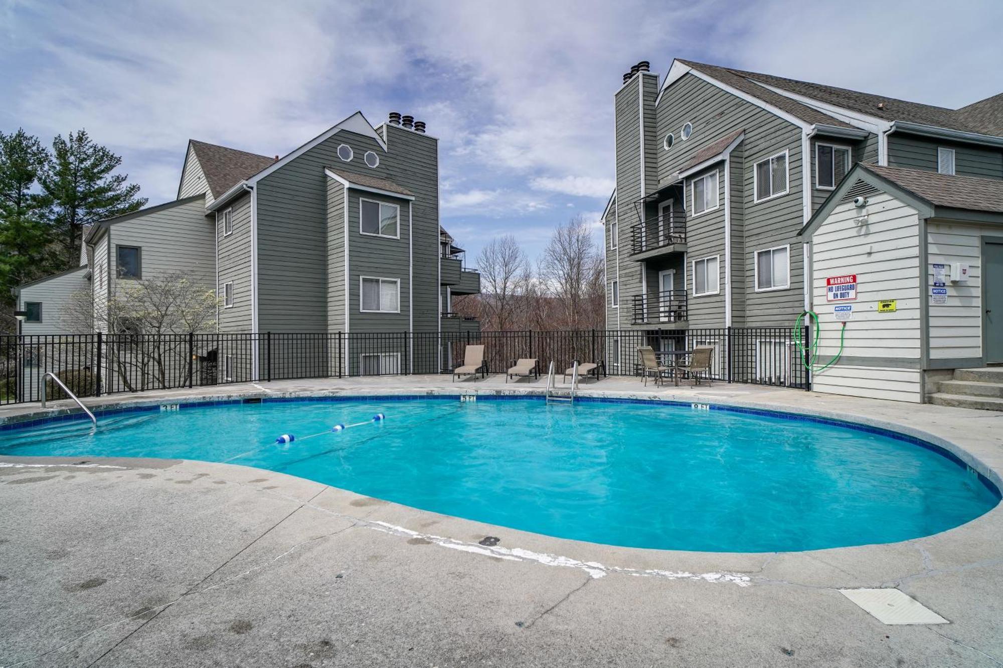 Lovely Gatlinburg Condo Pool Less Than 2 Mi To Tramway! Exterior photo